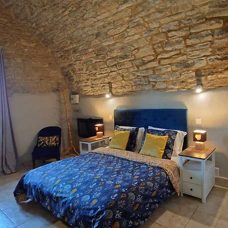 Holiday home Atypique Maison De Charme *