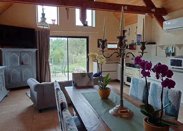 Hébergement de vacances Atypique Maison De Charme *